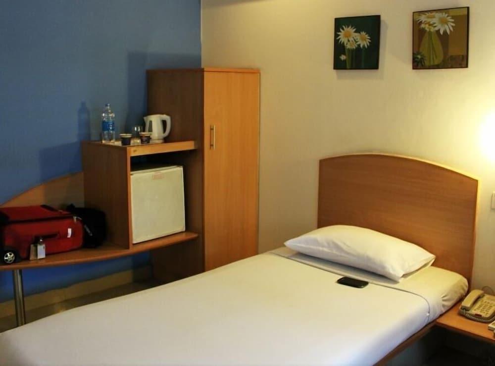 Hotel Čennai Exteriér fotografie